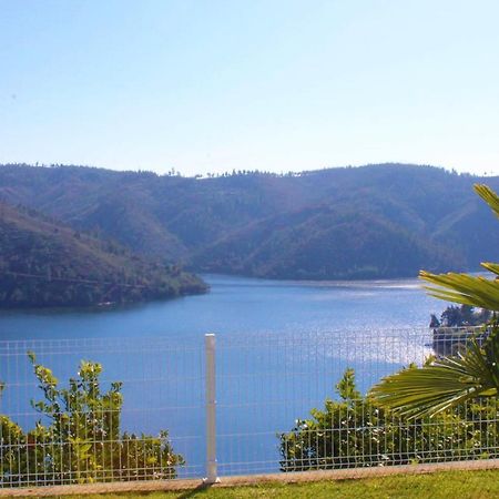 Lago Azul Villas Ferreira do Zezere Exterior photo