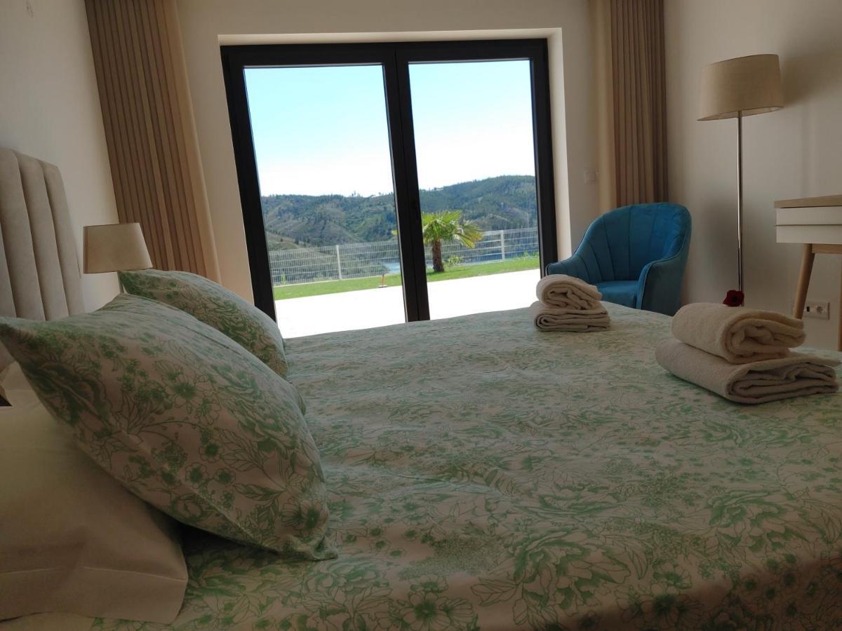 Lago Azul Villas Ferreira do Zezere Exterior photo