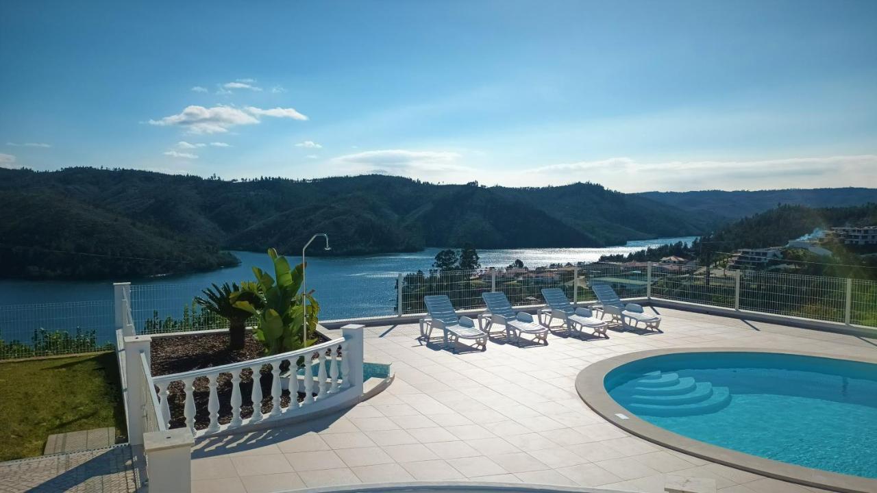 Lago Azul Villas Ferreira do Zezere Exterior photo